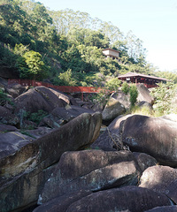 ������᰹־ʹȣ������ҡ�ʯ�����������