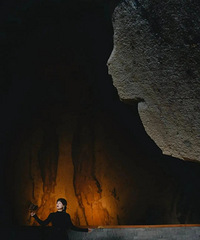 �ȶ�Ϊ�죡һ���������ޣ�����ʯ�ߴ��ڼ�