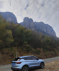 ��ɽ���֮��һ�Σ��������ɾ���Ϫ�߰ٶ��׸�ɽ��