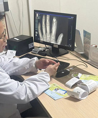 ���Ӷ�ָ�������غ���������շ�վ������Ա��ҹ������Ԯ