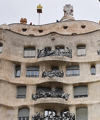 ����֮�ң��ý�����һ����ֱ�ǣ�����������