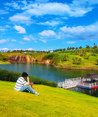 Ѱ��88�����ڵ�Ů����84���ж̻�δ�����Լ���ҵ