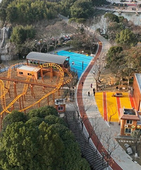 ������Ĺ�ɽ�������£��ҵ��ഺ�����ˡ�