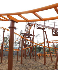 ������Ĺ�ɽ�������£��ҵ��ഺ�����ˡ�