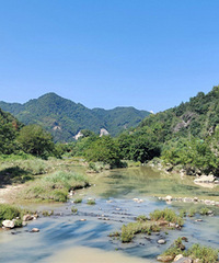 �����е���Ϫˮ����β����С�����ٲ�