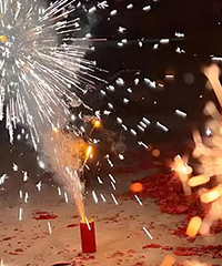 ����94������ͨͨ��ʶ�¿�Ե����