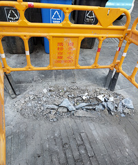 �ж��ٸ������·�ĺ��4��·���Ѿ��޲���