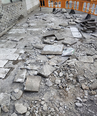 �ж��ٸ������·�ĺ��4��·���Ѿ��޲���