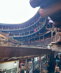 һ·���µ���վ���Ͼ���¥.��ˮҥ