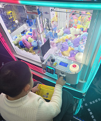 �����ù㳡�����ǳ��ˣ����ˣ����ˡ� �߸����˻ؼ���