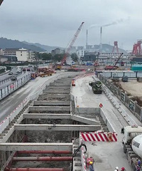 ���ڼ��ڲ�ͣ����̨���ص���Ŀ����ˢ�¡���������