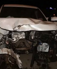 ��һ�к�͵���Լ�������������ײ��