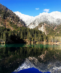 ��կ����ɫѩ����ÿһ�����Ǵ���Ȼ�Ľ���