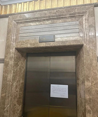 ʹ�ģ�һС�����ݼ�׹����2¥�����ͳ���33¥����1��ҵ������