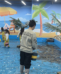 ����С��