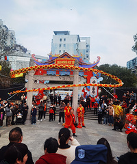 �嶴���Ե�Ԫ��ϲ�ֻ�