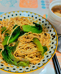 ���г�����������͵������緹