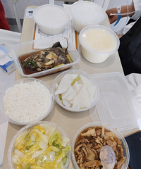 ҽԺ�ڵĿ��76����