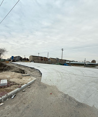 ���ų����ڽ�����ʵ��ͼ���๤һ��С���н���