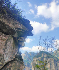 �㵴ɽ�𼦷�����β�٣�������Ȼ����ɽ