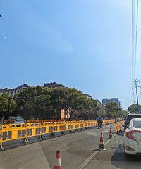 ����ɽ��·�Ϳ�ƽ·��ʮ��·��ʩ�����������޷�ͨ�С�