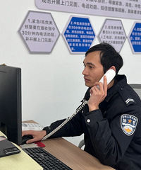 һǧ���򰡣�̨��һŮ��˲��̱�������û�ˣ���·̫����...