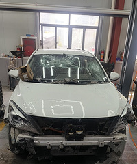 ��J�ֻ��ˣ�̨��һѧԱ����ʱ����ǽ��������