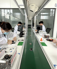 ���Ҷӳ����ˣ����㡰���ǡ����������ֻ�