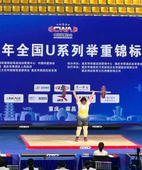 ̨��15��Ů������������