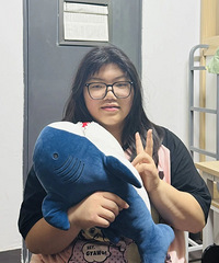 ̨��15��Ů������������