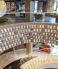 �Ա����һ����̨�������ǣ���ҵ��