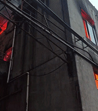 ˲�����̨��һ�������մ�����С�������´��......