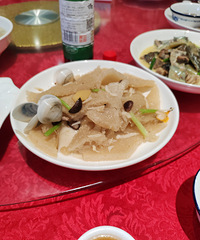 �������ʲô�������ϯ��һ�ҳ�320��Ǯ