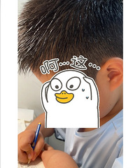 ����һ��С������ͷ�󺹣���̨������ҽ