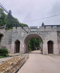 ��������ڣ�̨�����Сɽ�壬���š�΢�̾硱�ι���