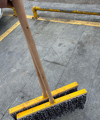 �������ж����������ϱ��˱������