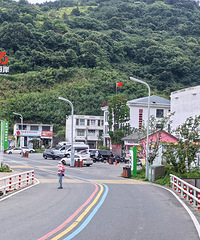 ����168�ƽ𺣰��߷���֮�ã�����ɽ������λ�֮��