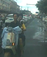 ·����·�Ͻֵ�����Сѧһѧ���ҳ����ƿ������