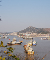 �����۳���