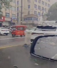 ��ײ�˶��ٻ���