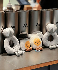 Jellycat���񵰸�ͽ�ָ