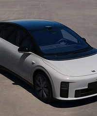 13���ذ��³��걨ͼ�ع⣡