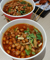 �Ը�������