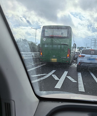 �쵽���ڣ�һ��ɽ�³��ĸ�λ�ٵ�����