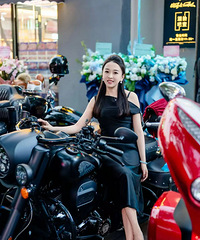 �ϰ�����������̨