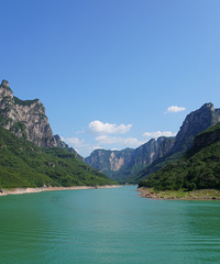 ��Ⱥɽ���ŵ��̱�ʯ