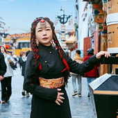 79���������