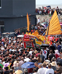 �ٺ������ʹ���