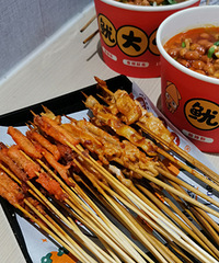 �Ը�������