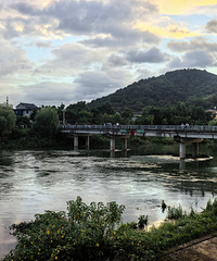 ����ʥ�ذ�